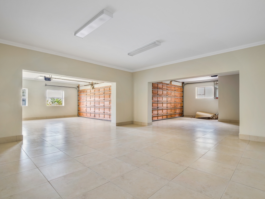 5 Bedroom Property for Sale in Pezula Golf Estate Western Cape